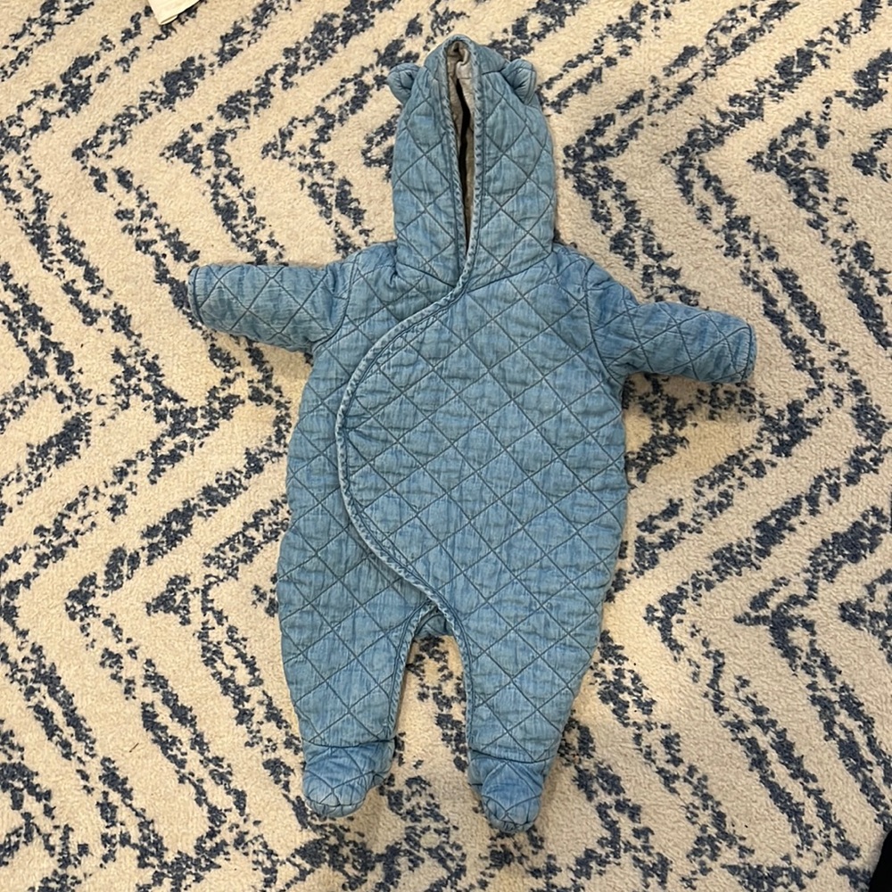 Gap chambray quilted puffer onesie